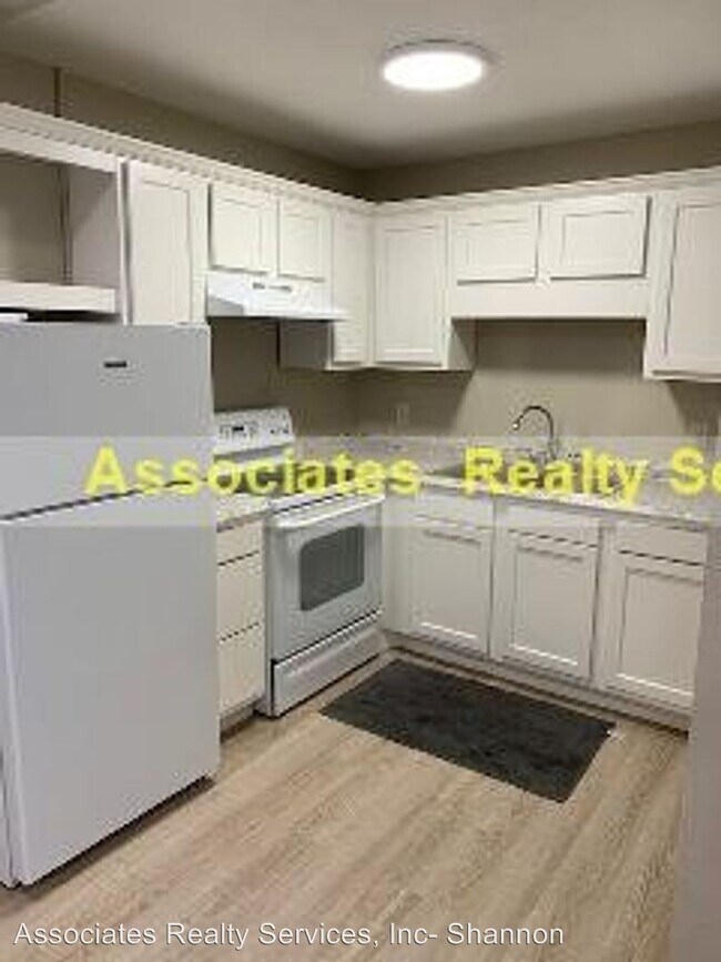 Foto del edificio - 2 br, 1 bath Apartment - 821 NE 8th Ave