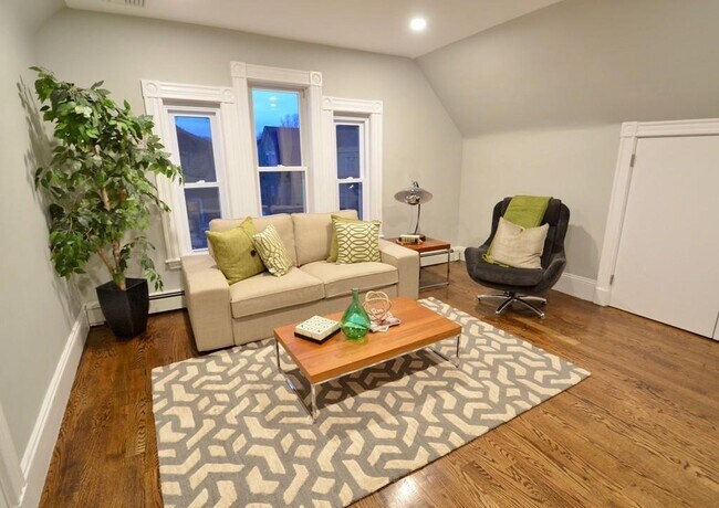 Building Photo - 109 Josephine Ave