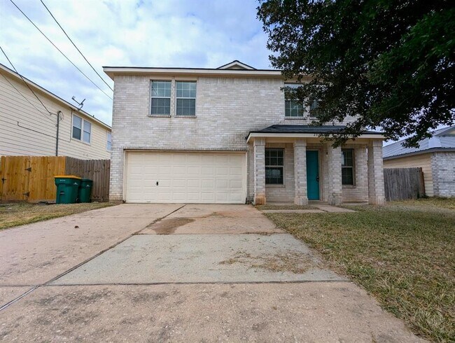 Building Photo - 2315 Shady Birch Dr