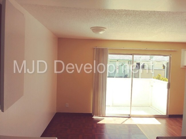 Foto del edificio - 7301 Florin Woods Dr