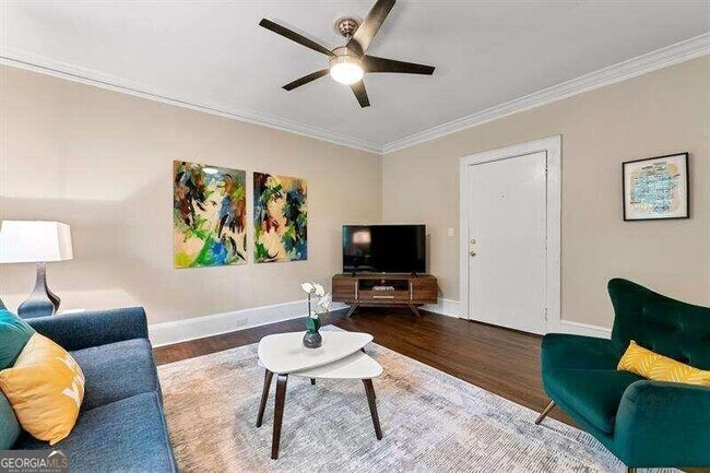 Foto del edificio - 856 Ponce De Leon Terrace NE