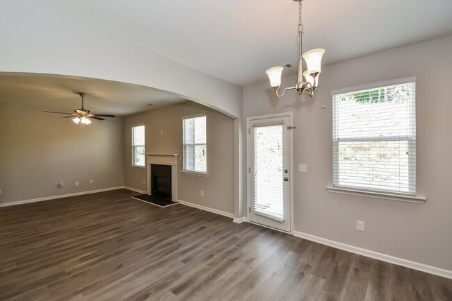 Building Photo - 30 Calm Waters Ave