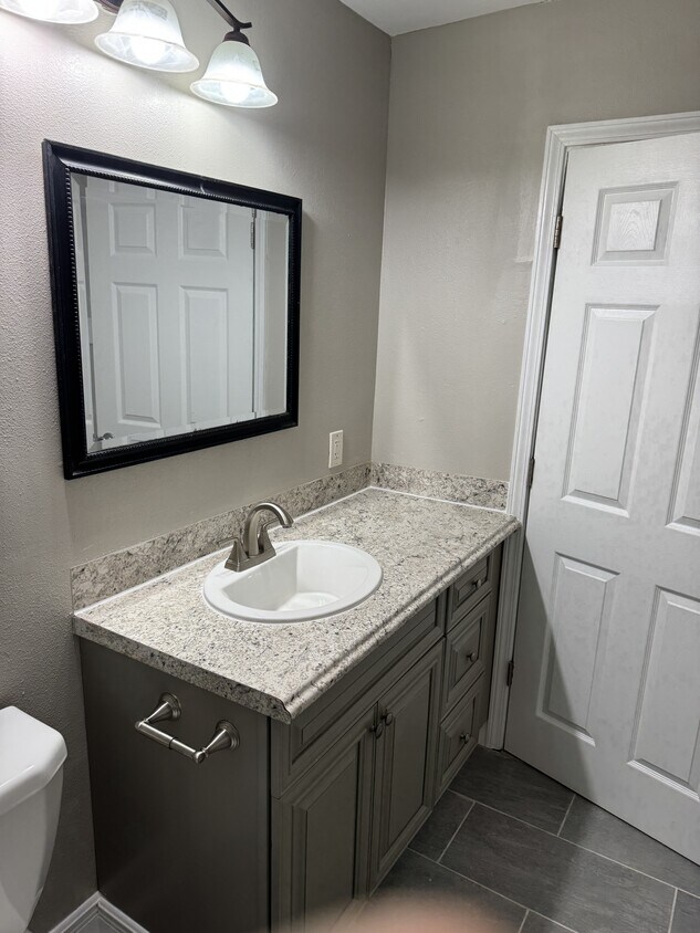 Foto principal - 212 Hazelnut St