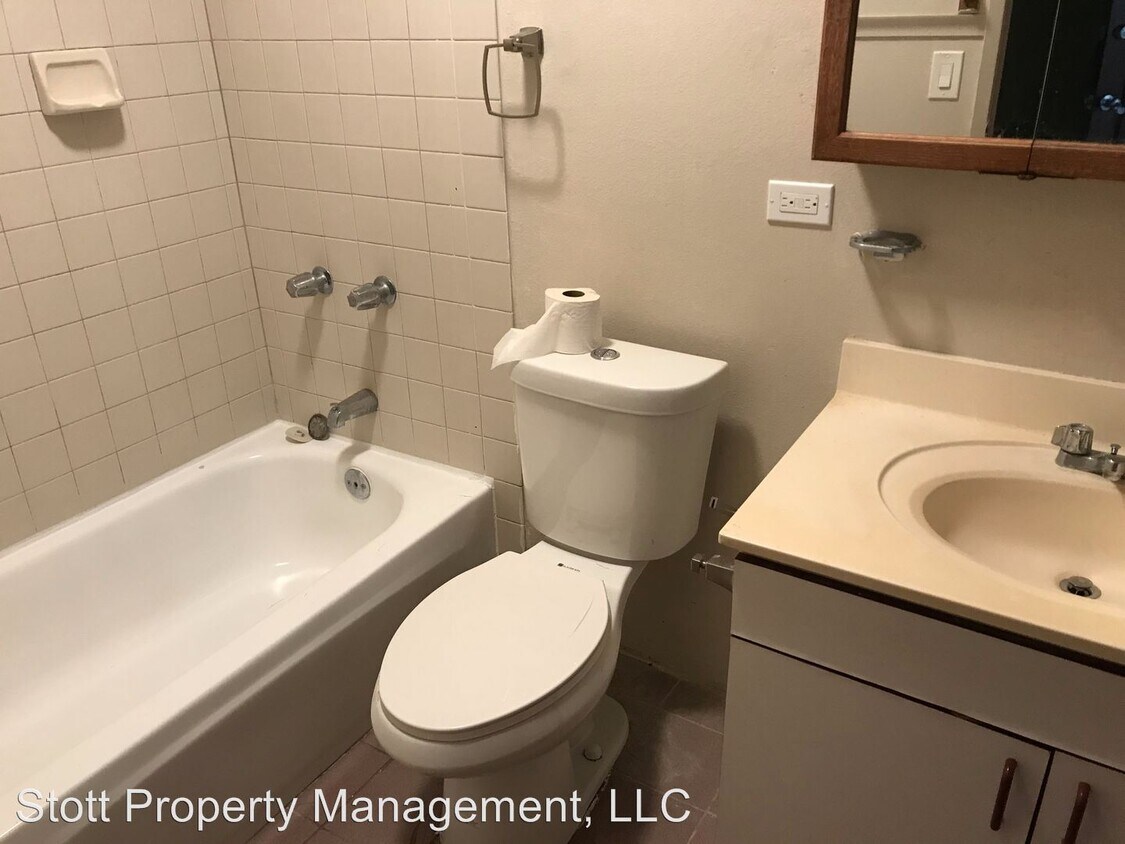 Foto del edificio - 1 br, 1 bath Apartment - 1224 Haloa Drive
