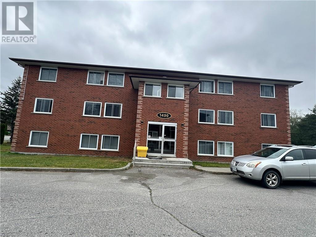 1490 Main St, Val Caron, ON P3N 1E3 House for Rent in Val Caron, ON