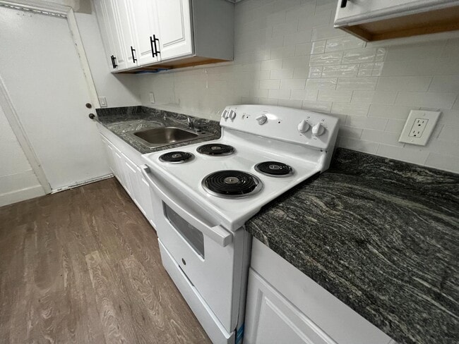 Foto del edificio - 101 NW 13th Ave