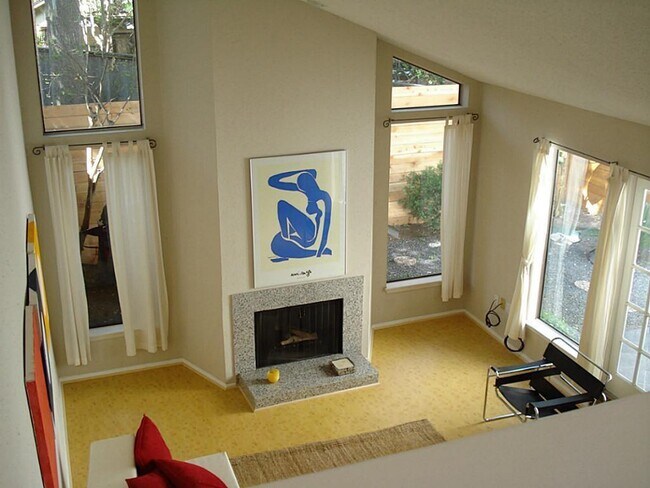 Building Photo - 4502 Medinah Pl