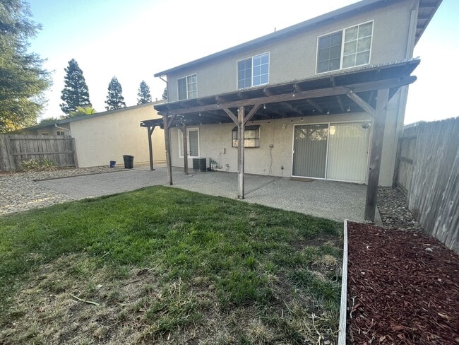 Foto del edificio - 160 Vail Ct