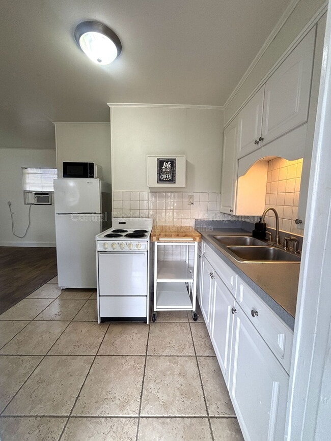 Photo - 1212 Jamajo Blvd Townhome