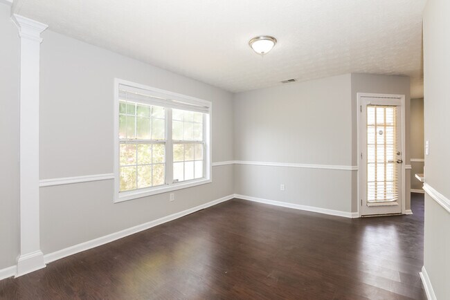 Building Photo - 1713 Old Dover Way SW