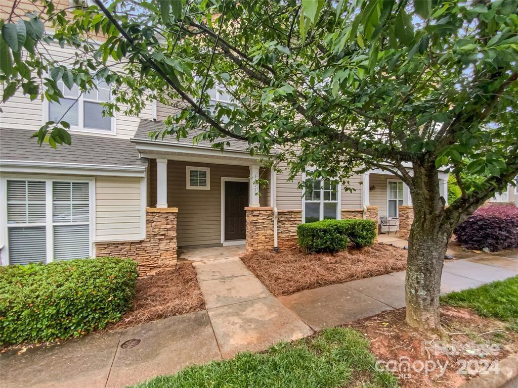 Primary Photo - 14955 Scothurst Ln