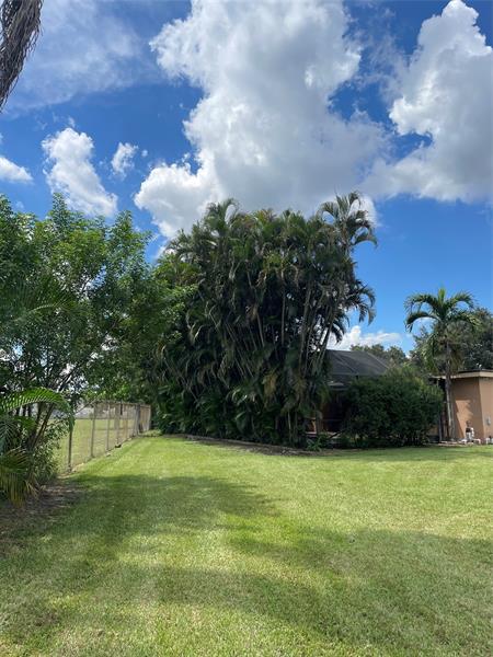 Foto del edificio - 8948 SW 53rd St