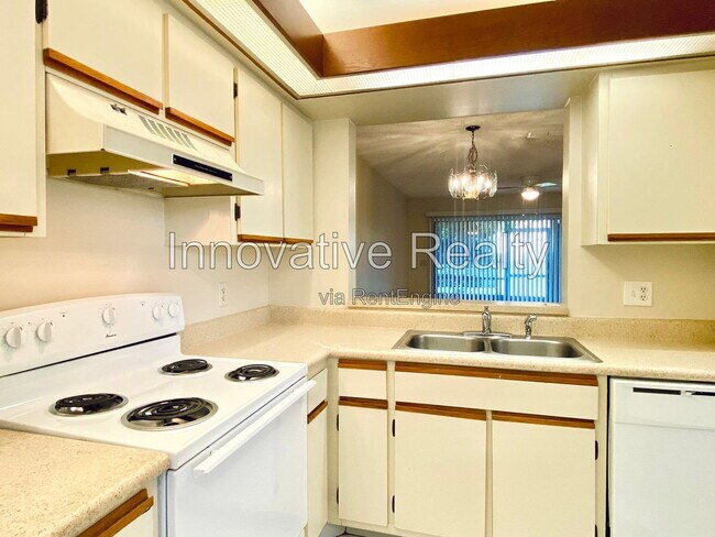 Foto del edificio - 2906 S Semoran Blvd