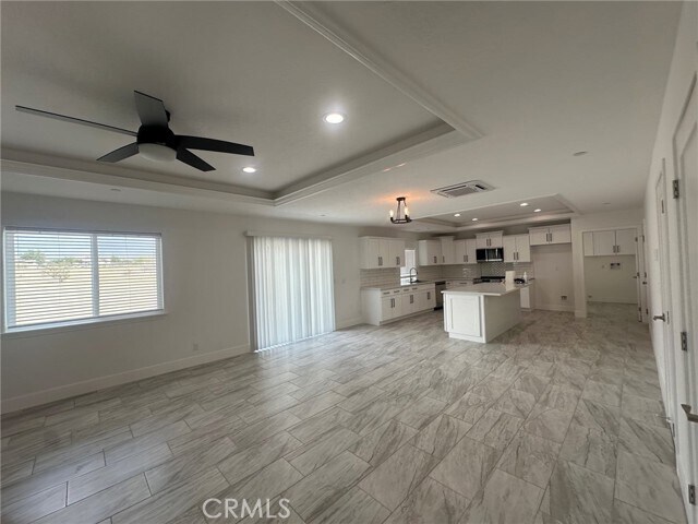 Foto del edificio - 24445 National Trails Hwy