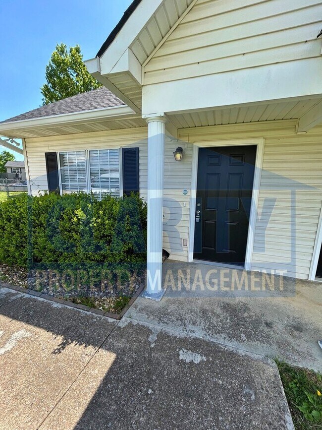 Foto del edificio - Three-bedroom townhome in Chattanooga!