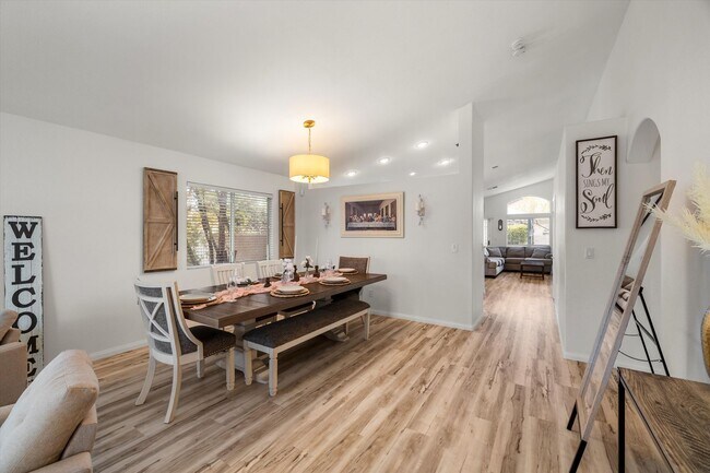 Foto del edificio - Henderson - single story 3 bedroom / 2 bat...