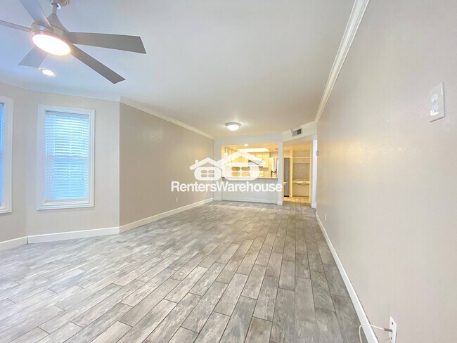 Foto del edificio - 1505 N Center St