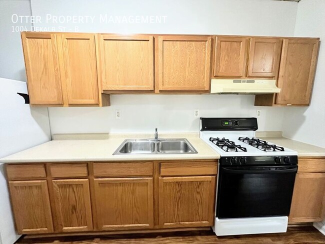 Foto del edificio - Gorgeous 2BR/1BA Norristown Apt Close to S...