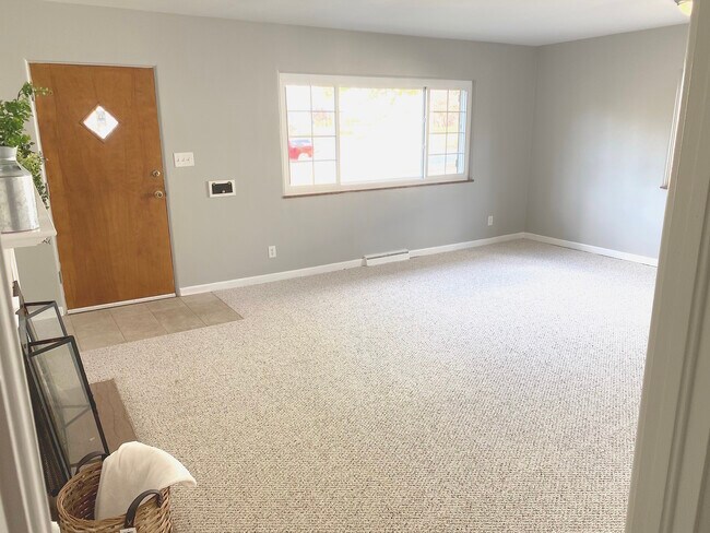 Living Room - 2515 Kessler Boulevard East Dr