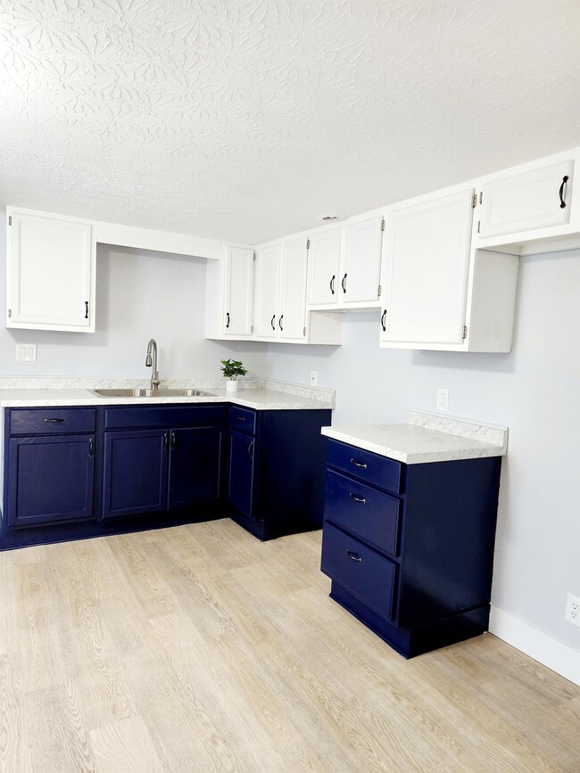 Photo - 213 Starlight Dr House