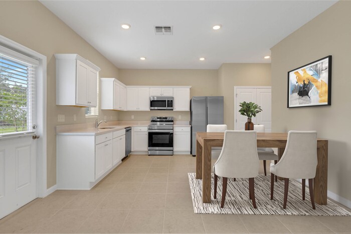 Foto del edificio - 2669 Island Pond Rd