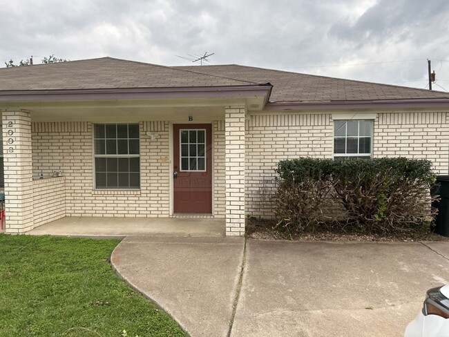 Foto del edificio - 2003 Windward Dr