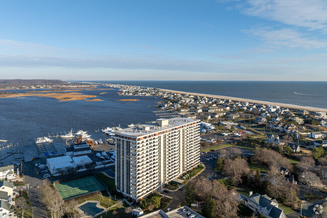 Aerial Photo - Channel Club Tower