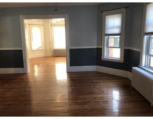 Building Photo - 103 Wyllis Ave