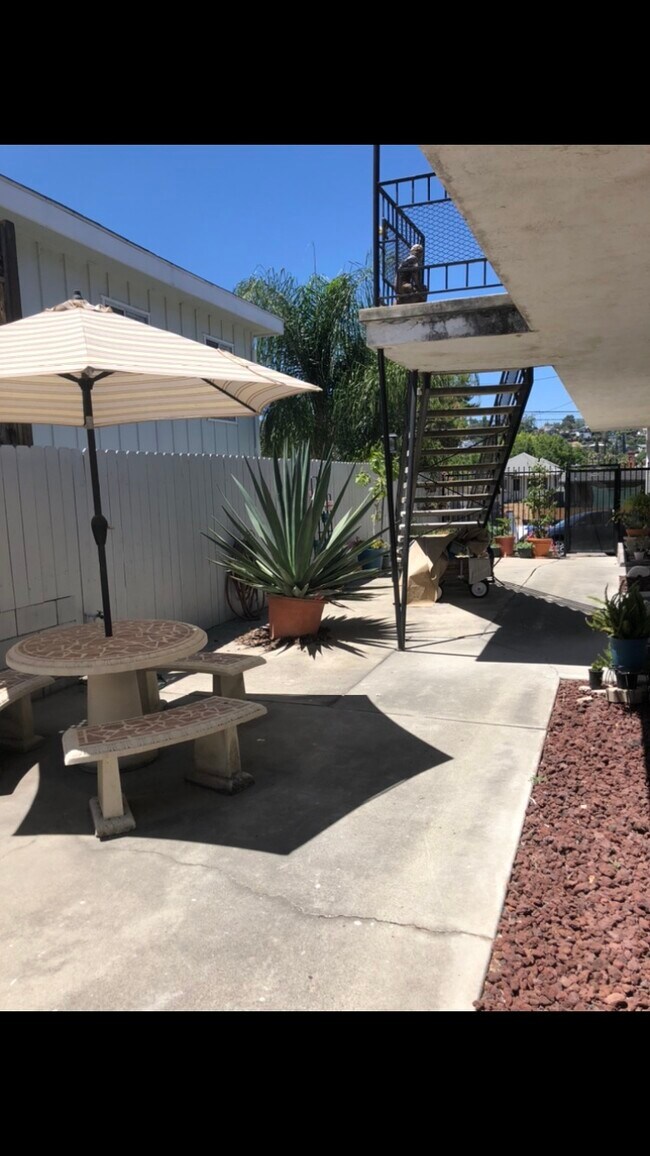 Patio common area - 4636 4th St