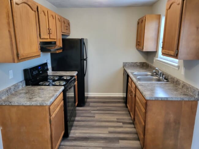 Building Photo - 194 S Killarney Ln