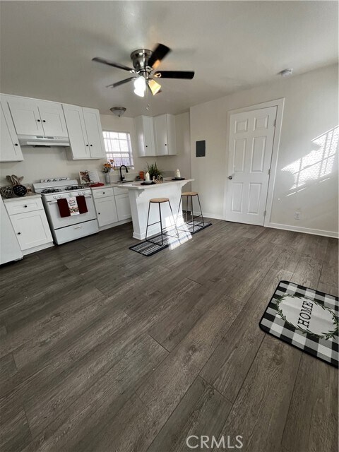 Foto del edificio - 4518 Normandie Ave