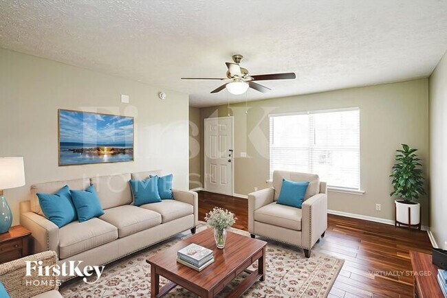 Foto del edificio - 8820 Cressent Glen Ct