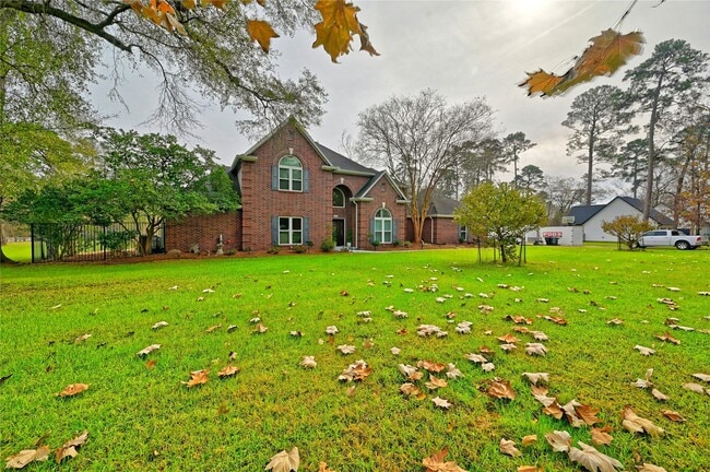 Building Photo - 15461 Bedford Ln