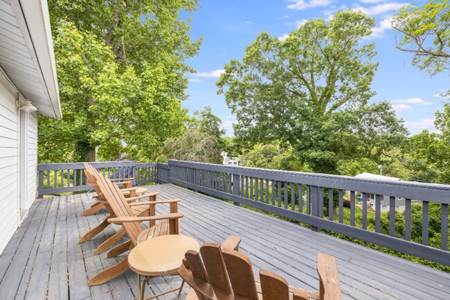 Foto del edificio - 20 Winding Rd