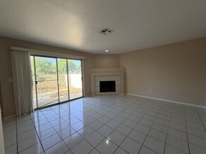 Building Photo - 6250 W Flamingo Rd