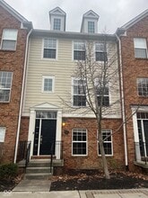 Building Photo - 1002 Cavendish Dr
