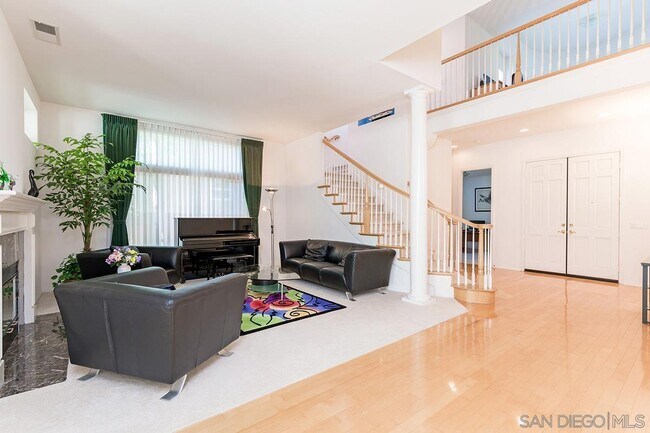 Foto del edificio - 5075 Sterling Grove Ln