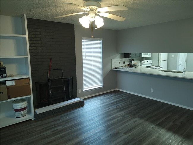 Foto del edificio - 3305 Dunliegh Dr