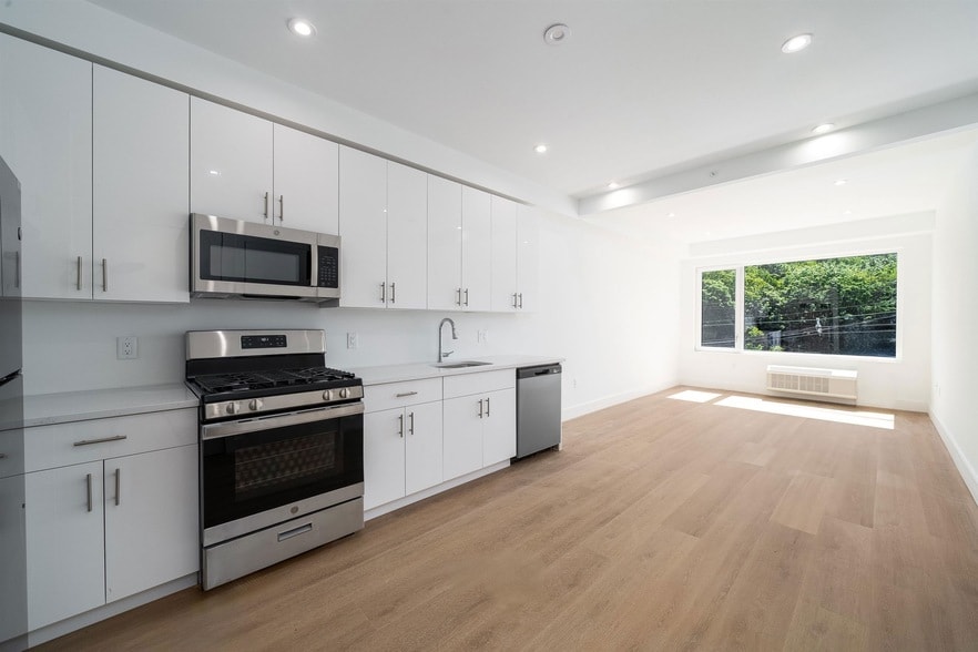 Photo - 3309 Liberty Avenue Unit 309