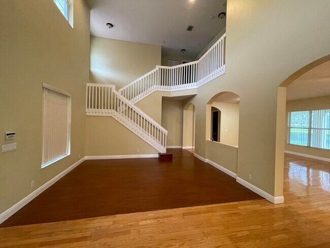 Building Photo - 9238 Plantation Estates Dr