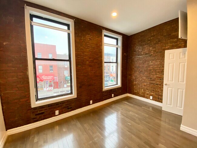 Foto del edificio - 920 Fulton St