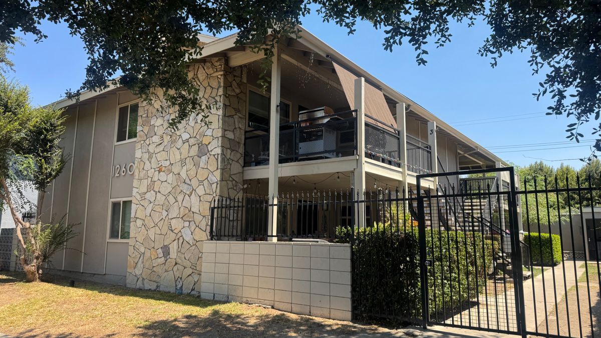 Foto principal - 1260 Burwood St