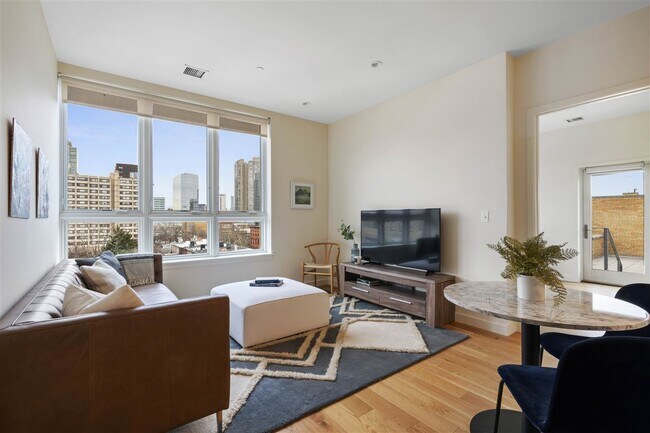 Foto del edificio - 235 Pavonia Ave