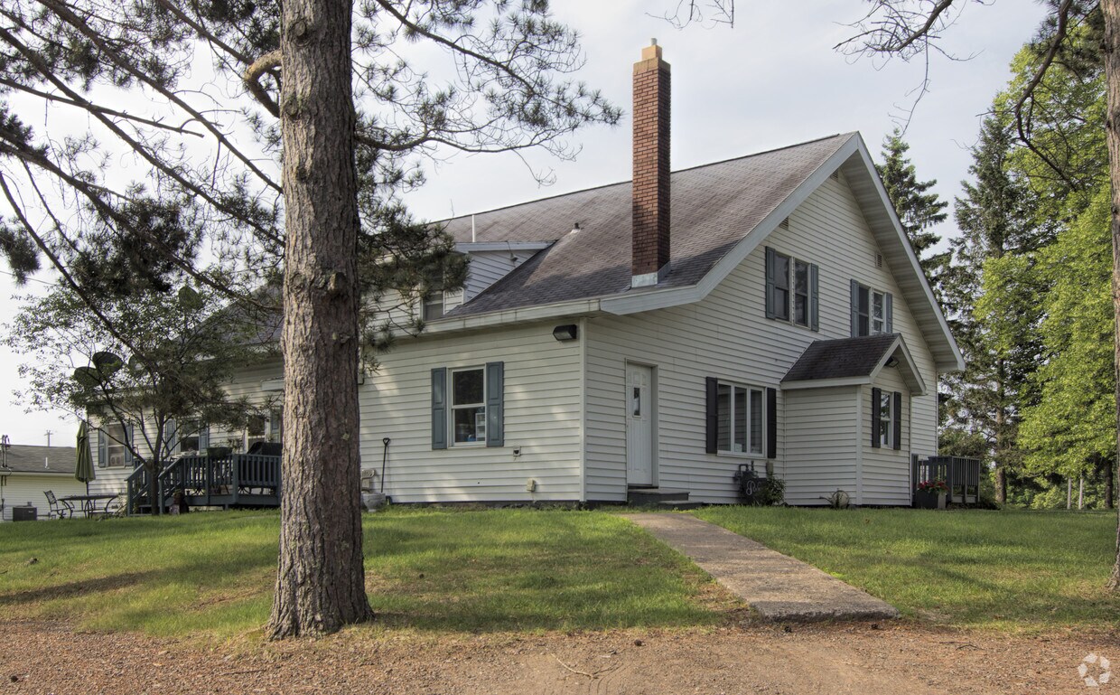 Building Photo - 4873 Miller Trunk Hwy