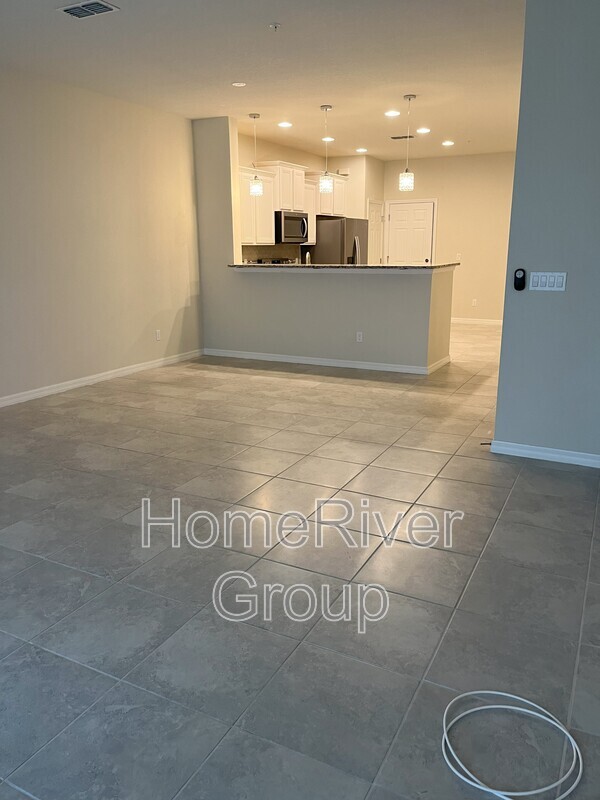 Building Photo - 1025 Pavia Dr