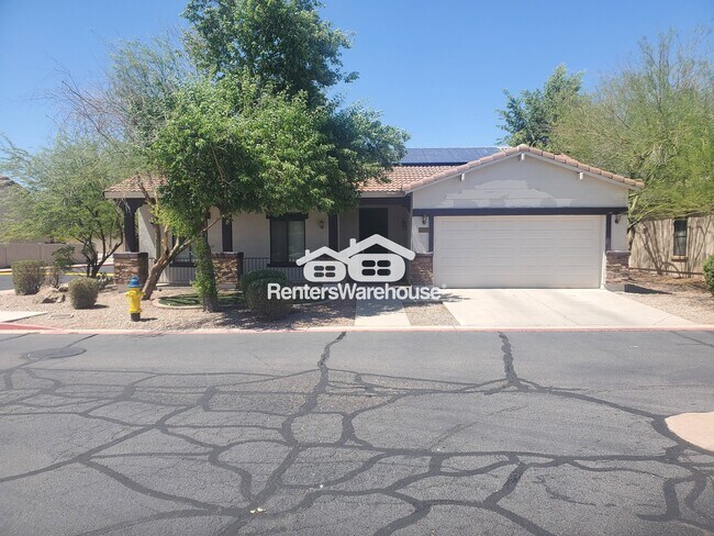 Building Photo - 2256 E Pima Ave