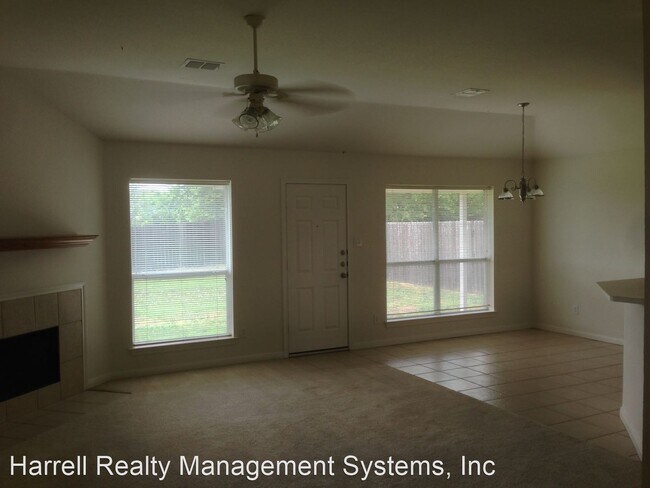 Foto del edificio - 3 br, 2 bath House - 613 Park Lane