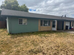 Building Photo - 660-662 Keiper Ave