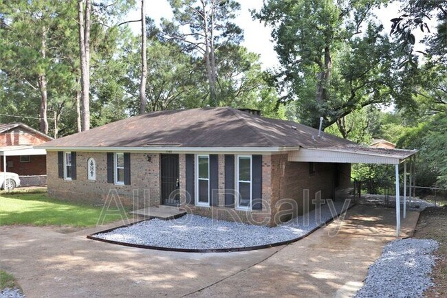 Foto del edificio - 3348 Harrison Rd