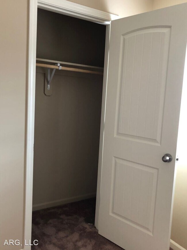 Foto del edificio - 4 br, 3 bath House - 1700 Pam Court